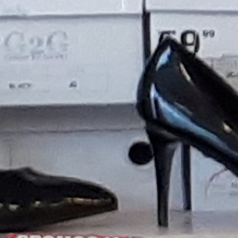 Castamere Stiletto de Charol